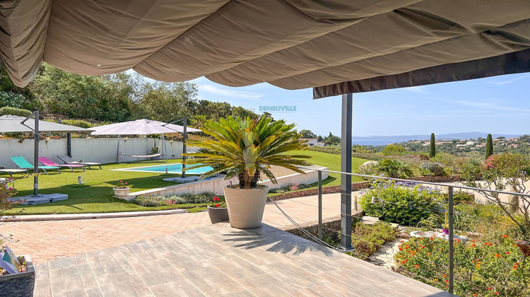 Ma-Cabane - Vente Maison Roquebrune-sur-Argens, 185 m²