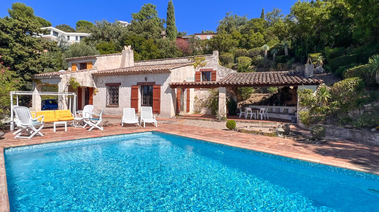 Ma-Cabane - Vente Maison Roquebrune-sur-Argens, 95 m²
