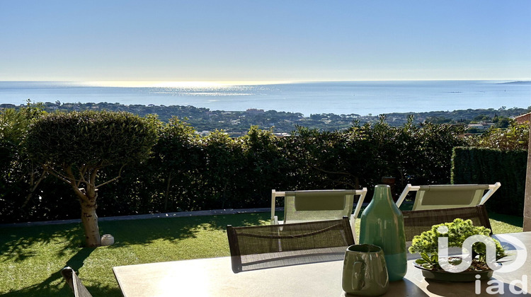 Ma-Cabane - Vente Maison Roquebrune-sur-Argens, 32 m²