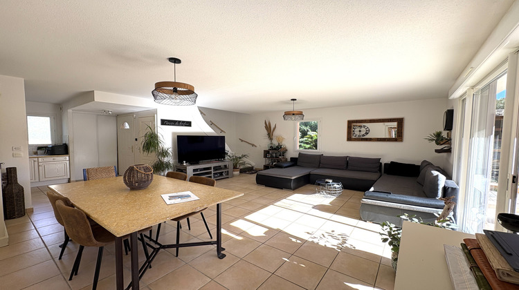 Ma-Cabane - Vente Maison Roquebrune-sur-Argens, 85 m²