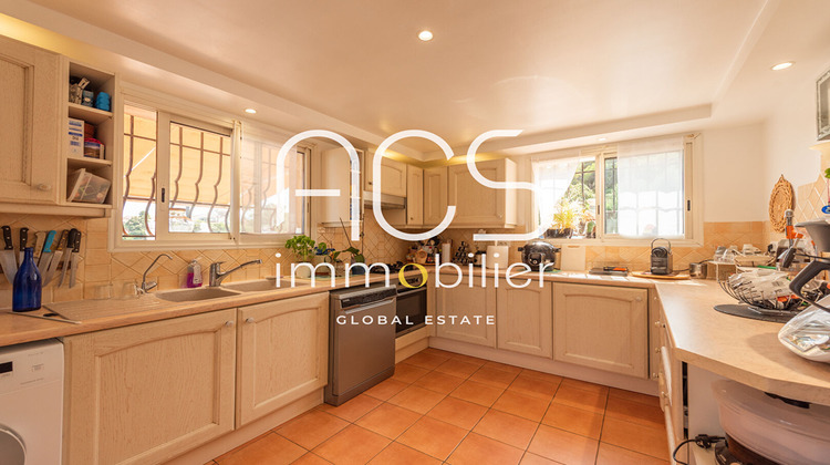 Ma-Cabane - Vente Maison ROQUEBRUNE-SUR-ARGENS, 136 m²