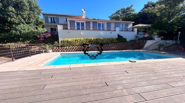 Ma-Cabane - Vente Maison ROQUEBRUNE-SUR-ARGENS, 124 m²