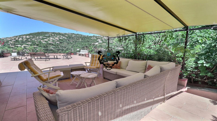 Ma-Cabane - Vente Maison ROQUEBRUNE-SUR-ARGENS, 188 m²