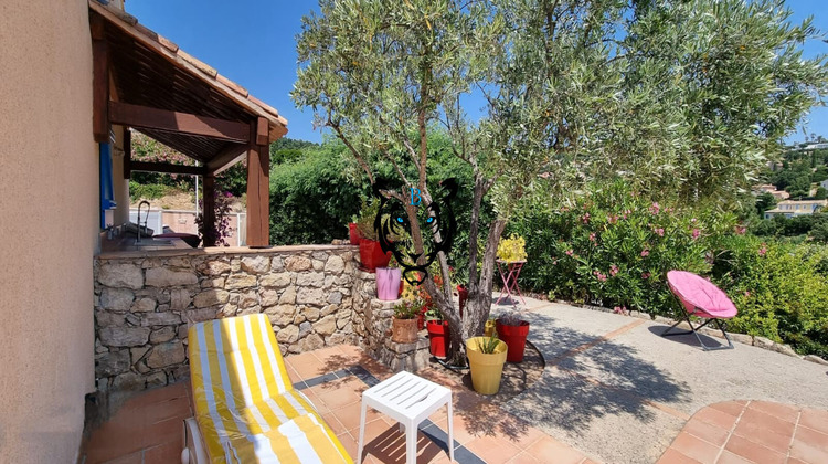 Ma-Cabane - Vente Maison ROQUEBRUNE-SUR-ARGENS, 88 m²