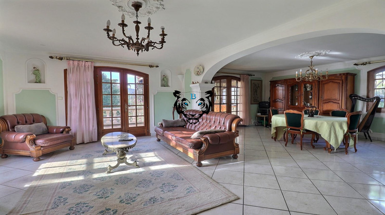 Ma-Cabane - Vente Maison ROQUEBRUNE-SUR-ARGENS, 251 m²