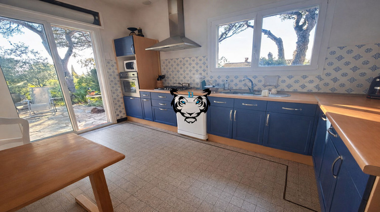 Ma-Cabane - Vente Maison ROQUEBRUNE-SUR-ARGENS, 191 m²