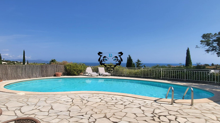 Ma-Cabane - Vente Maison ROQUEBRUNE-SUR-ARGENS, 109 m²