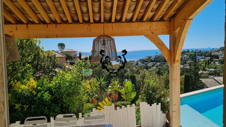 Ma-Cabane - Vente Maison ROQUEBRUNE-SUR-ARGENS, 110 m²