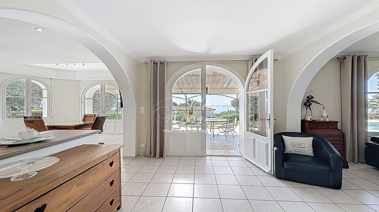 Ma-Cabane - Vente Maison ROQUEBRUNE-SUR-ARGENS, 112 m²