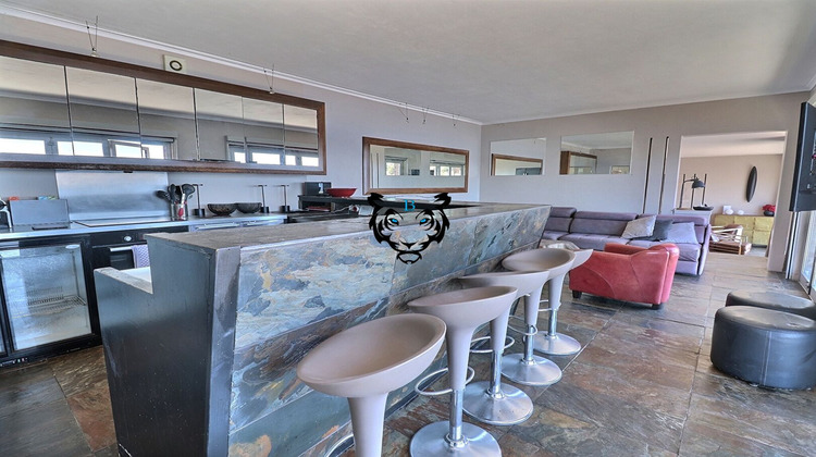 Ma-Cabane - Vente Maison ROQUEBRUNE-SUR-ARGENS, 142 m²
