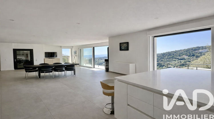 Ma-Cabane - Vente Maison Roquebrune-sur-Argens, 190 m²