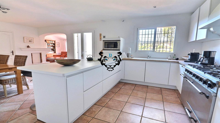 Ma-Cabane - Vente Maison ROQUEBRUNE-SUR-ARGENS, 124 m²