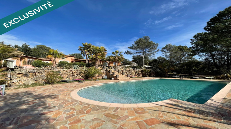 Ma-Cabane - Vente Maison Roquebrune-sur-Argens, 330 m²
