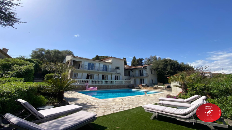 Ma-Cabane - Vente Maison Roquebrune-sur-Argens, 214 m²
