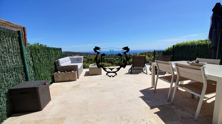 Ma-Cabane - Vente Maison ROQUEBRUNE-SUR-ARGENS, 85 m²
