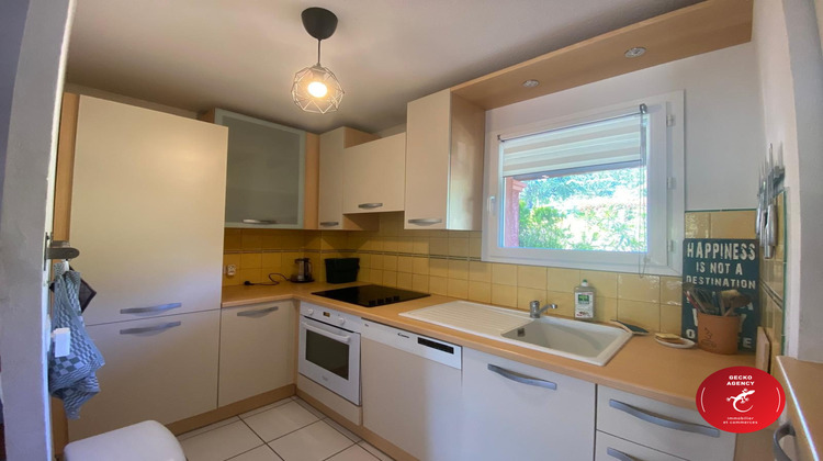 Ma-Cabane - Vente Maison Roquebrune-sur-Argens, 72 m²