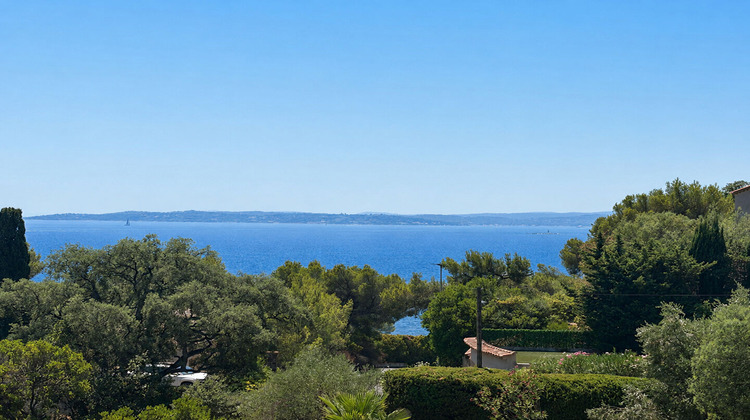 Ma-Cabane - Vente Maison ROQUEBRUNE-SUR-ARGENS, 92 m²