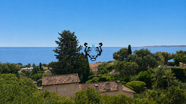 Ma-Cabane - Vente Maison ROQUEBRUNE-SUR-ARGENS, 92 m²