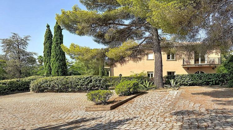 Ma-Cabane - Vente Maison ROQUEBRUNE-SUR-ARGENS, 775 m²