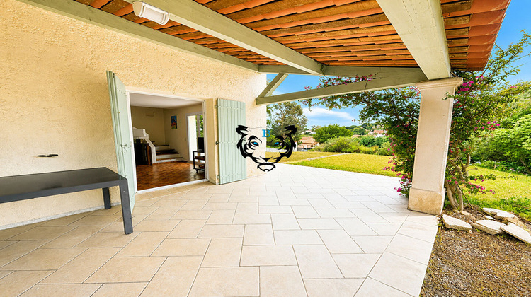 Ma-Cabane - Vente Maison ROQUEBRUNE-SUR-ARGENS, 181 m²