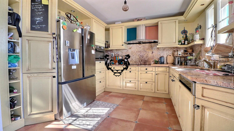 Ma-Cabane - Vente Maison ROQUEBRUNE-SUR-ARGENS, 100 m²