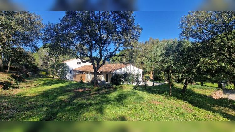 Ma-Cabane - Vente Maison Roquebrune-sur-Argens, 210 m²