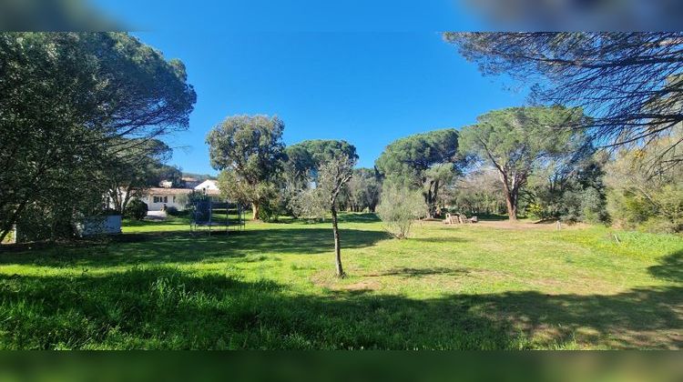 Ma-Cabane - Vente Maison Roquebrune-sur-Argens, 210 m²