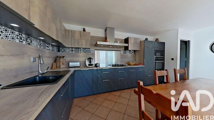Ma-Cabane - Vente Maison Roquebrune-sur-Argens, 264 m²