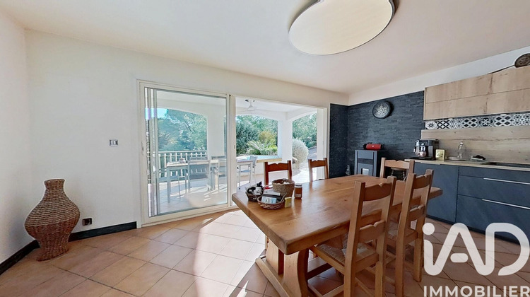 Ma-Cabane - Vente Maison Roquebrune-sur-Argens, 264 m²