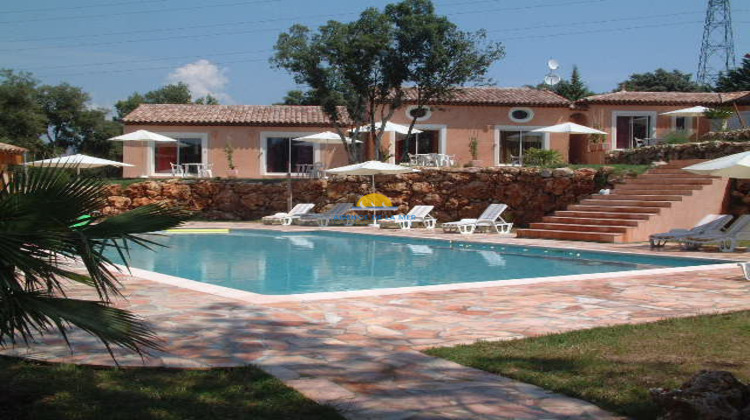 Ma-Cabane - Vente Maison Roquebrune-sur-Argens, 300 m²