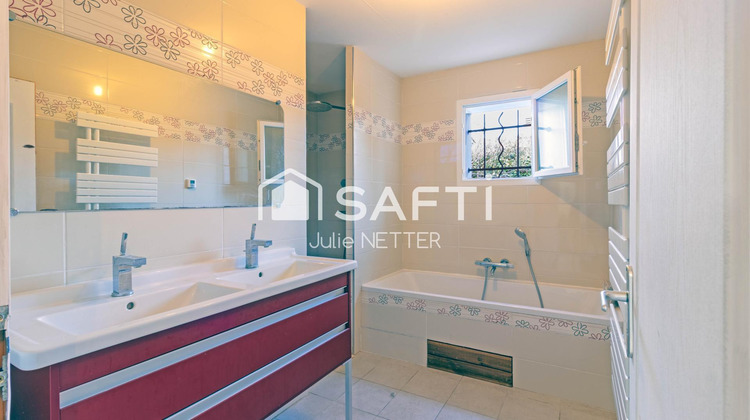 Ma-Cabane - Vente Maison Roquebrune-sur-Argens, 100 m²