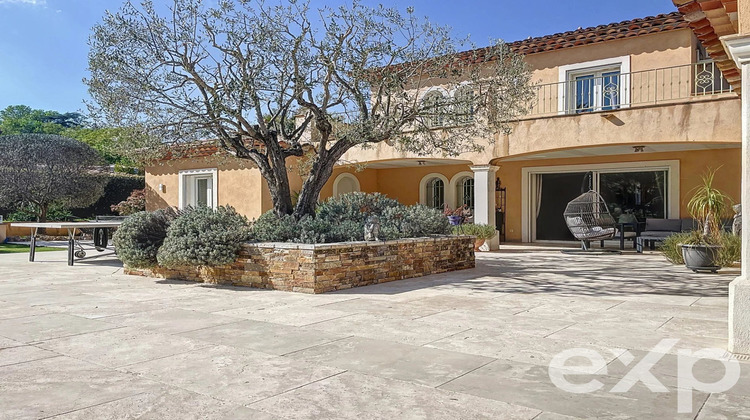 Ma-Cabane - Vente Maison Roquebrune-sur-Argens, 239 m²