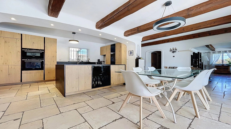 Ma-Cabane - Vente Maison Roquebrune-sur-Argens, 239 m²