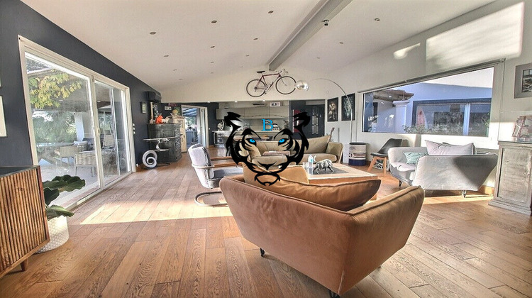 Ma-Cabane - Vente Maison ROQUEBRUNE-SUR-ARGENS, 433 m²