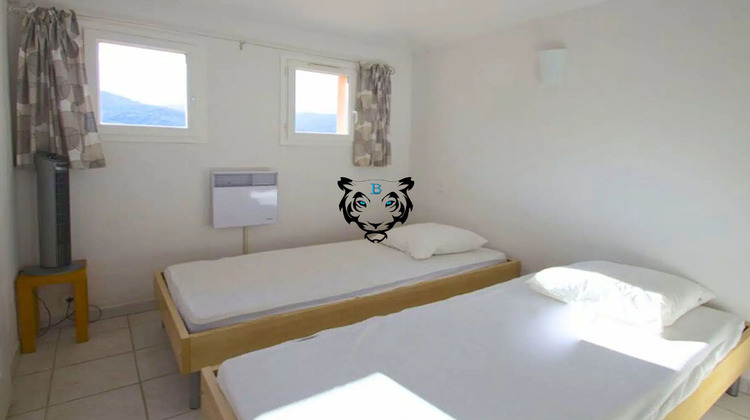 Ma-Cabane - Vente Maison ROQUEBRUNE-SUR-ARGENS, 90 m²