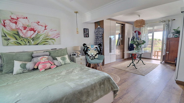 Ma-Cabane - Vente Maison ROQUEBRUNE-SUR-ARGENS, 96 m²