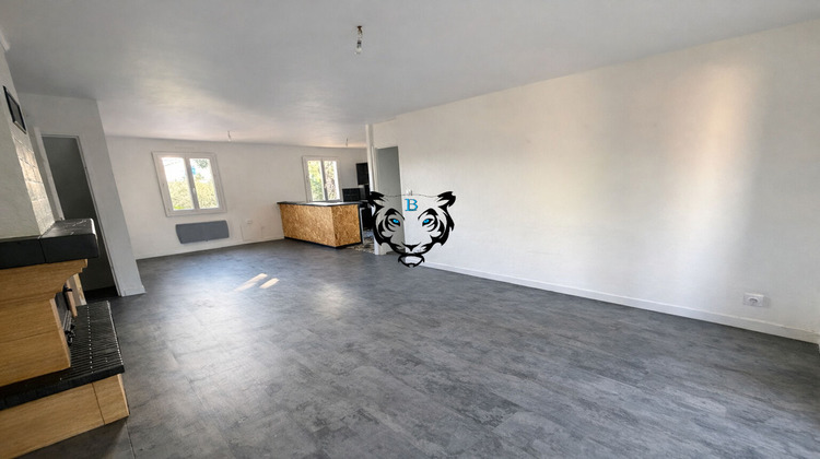 Ma-Cabane - Vente Maison ROQUEBRUNE-SUR-ARGENS, 161 m²