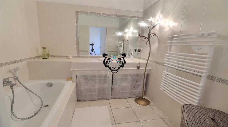 Ma-Cabane - Vente Maison ROQUEBRUNE-SUR-ARGENS, 96 m²