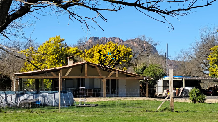 Ma-Cabane - Vente Maison ROQUEBRUNE-SUR-ARGENS, 76 m²