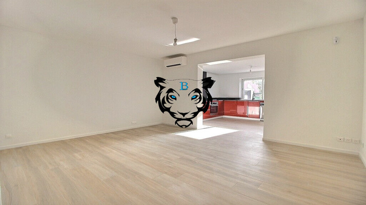 Ma-Cabane - Vente Maison ROQUEBRUNE-SUR-ARGENS, 89 m²