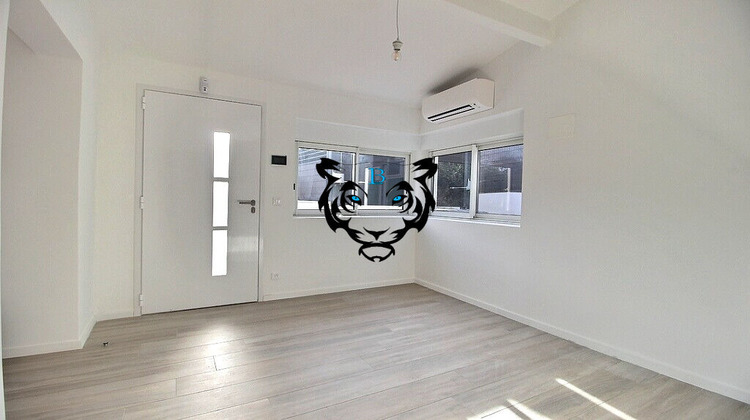 Ma-Cabane - Vente Maison ROQUEBRUNE-SUR-ARGENS, 89 m²