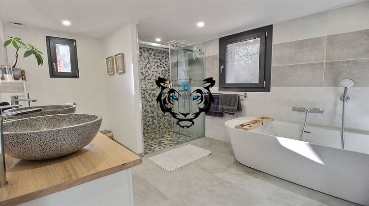 Ma-Cabane - Vente Maison ROQUEBRUNE-SUR-ARGENS, 144 m²