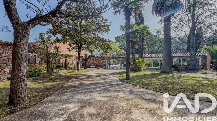 Ma-Cabane - Vente Maison Roquebrune-sur-Argens, 233 m²