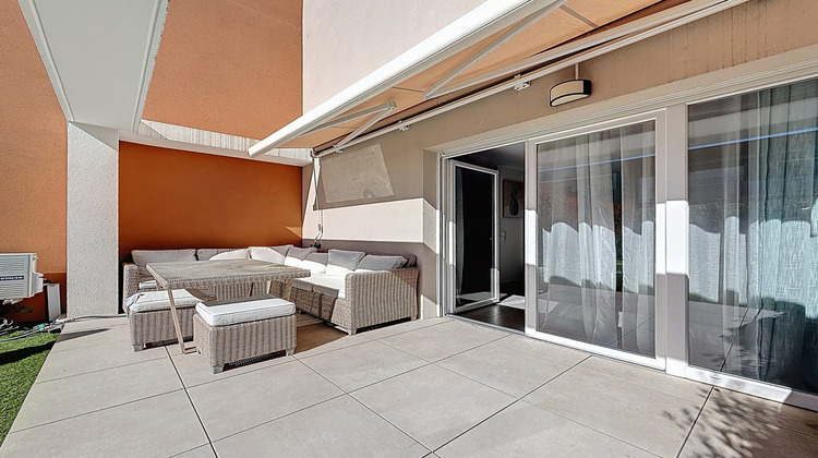 Ma-Cabane - Vente Maison Roquebrune-sur-Argens, 69 m²