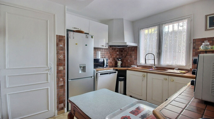 Ma-Cabane - Vente Maison ROQUEBRUNE-SUR-ARGENS, 171 m²