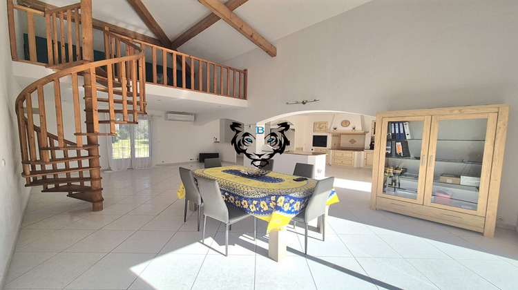 Ma-Cabane - Vente Maison ROQUEBRUNE-SUR-ARGENS, 130 m²