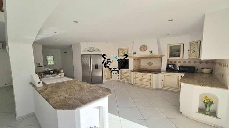 Ma-Cabane - Vente Maison ROQUEBRUNE-SUR-ARGENS, 130 m²