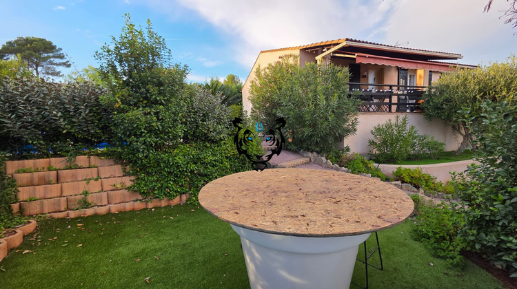 Ma-Cabane - Vente Maison ROQUEBRUNE-SUR-ARGENS, 139 m²