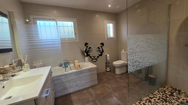 Ma-Cabane - Vente Maison ROQUEBRUNE-SUR-ARGENS, 139 m²