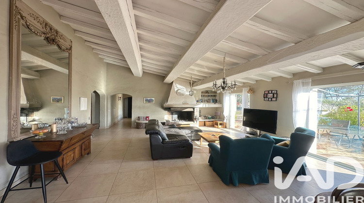 Ma-Cabane - Vente Maison Roquebrune-sur-Argens, 185 m²
